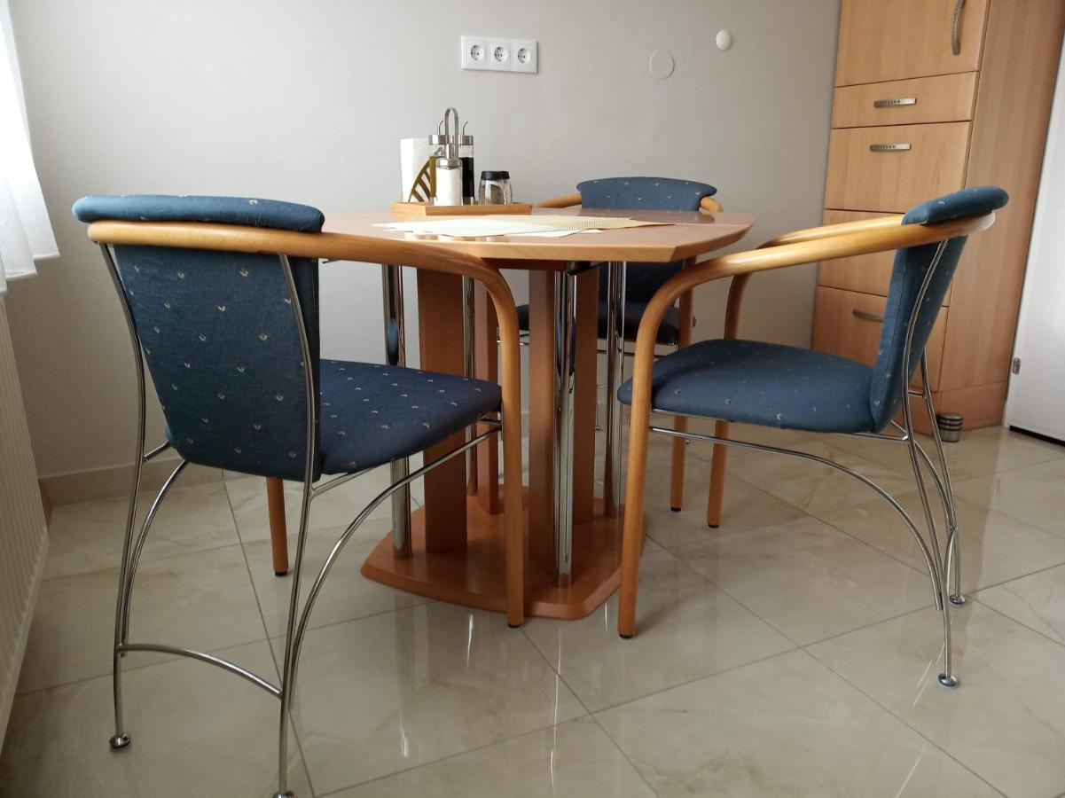 דירות וינה Our Haven In 1220 מראה חיצוני תמונה
